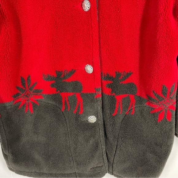 Nordic Lights Red and Black Elk Pattern Button Front Shacket Medium - Picture 3 of 7